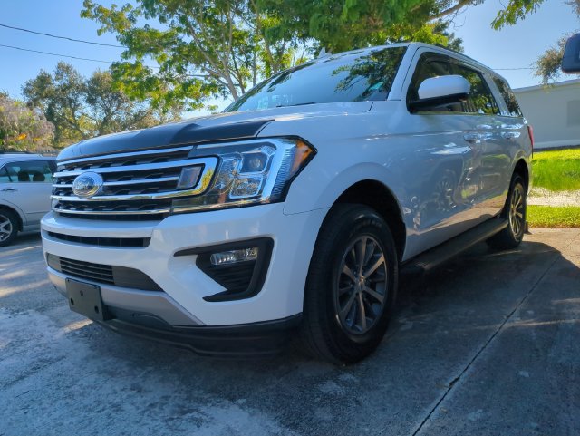 Used 2021 Ford Expedition XLT RWD image 3