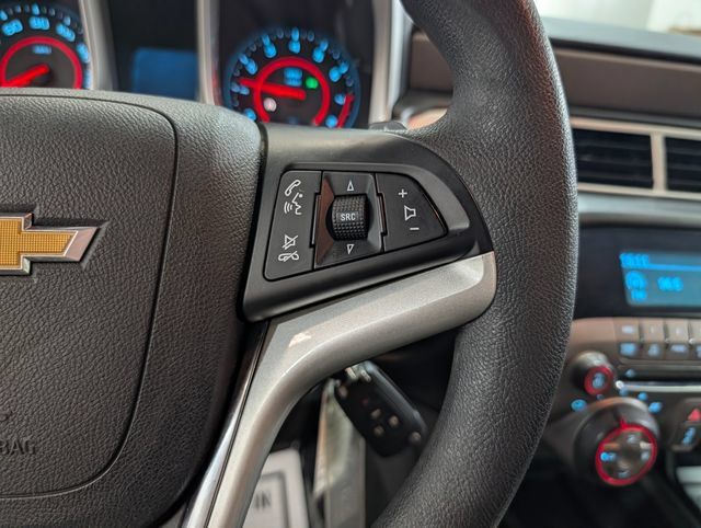 Used 2012 Chevrolet Camaro LS RWD image 18
