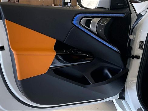 New 2026 BMW X3 xDrive30 w/ Premium Package image 10