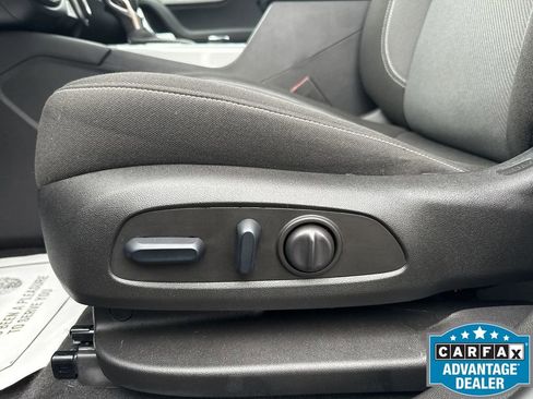 Used 2025 Chevrolet Blazer LT image 14