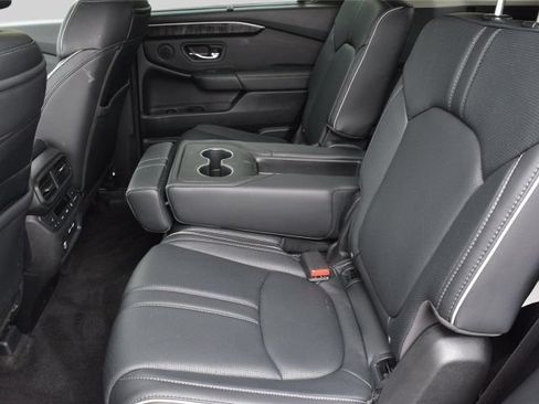Used 2023 Honda Pilot Elite image 23