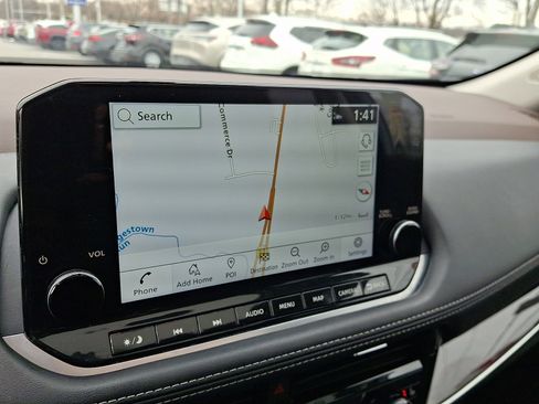 Used 2022 Nissan Rogue SL w/ SL Premium Package image 17