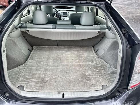 Used 2014 Toyota Prius Two image 30