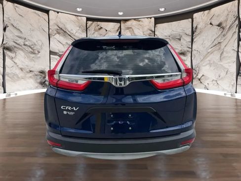 Used 2017 Honda CR-V LX image 6