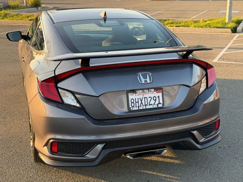Used 2018 Honda Civic Si image 4