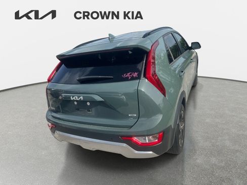 Certified 2023 Kia Niro EX FWD image 6