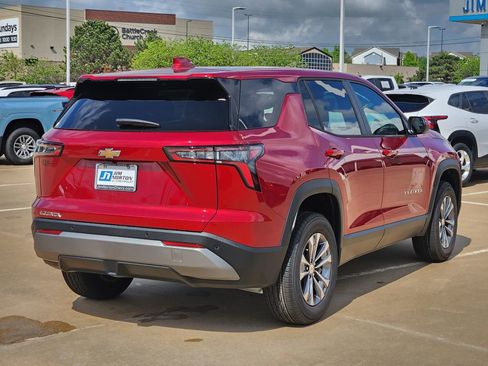 New 2026 Chevrolet Equinox LT FWD image 3