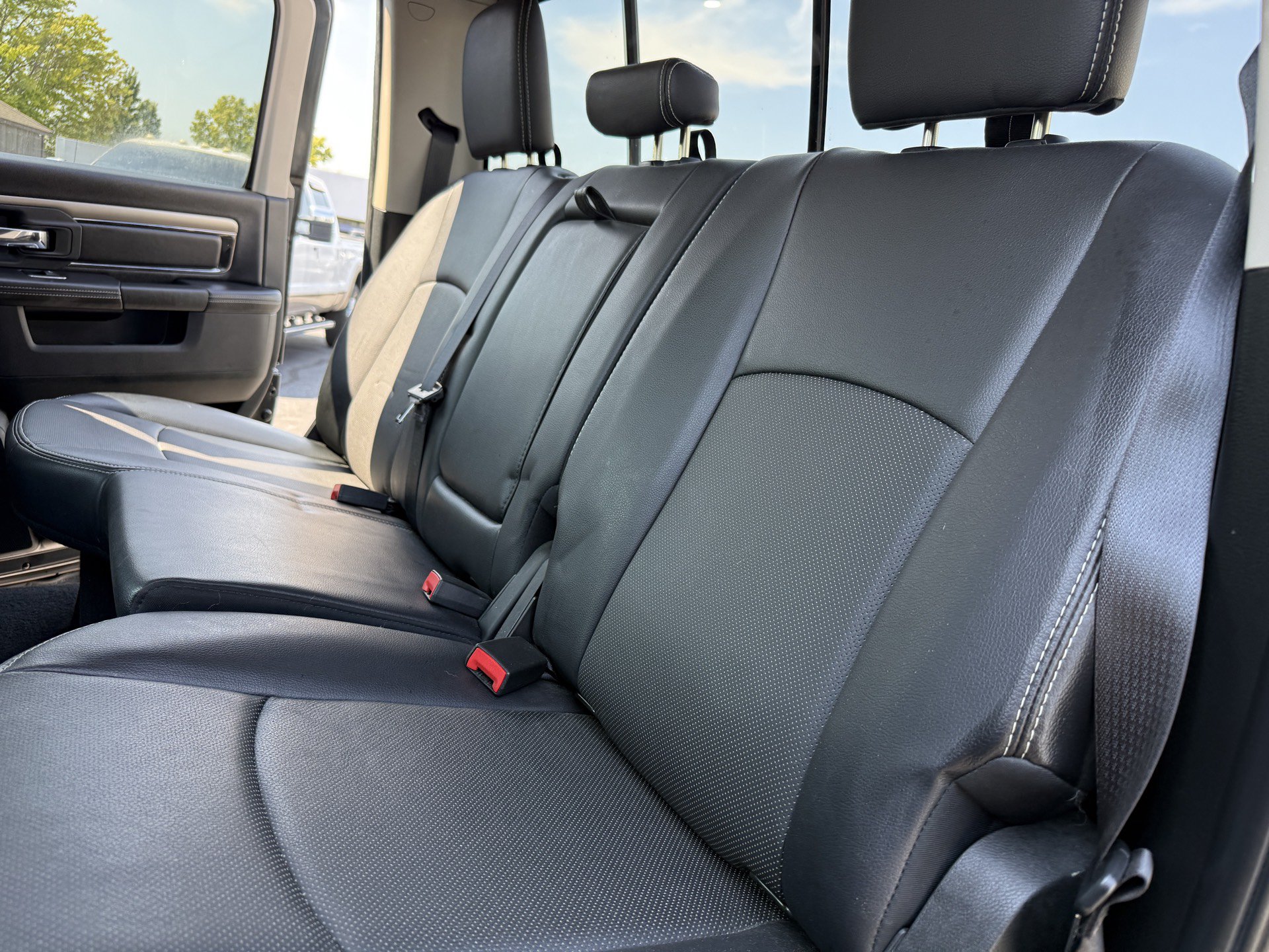 Used 2017 RAM 1500 Sport w/ Black Ram 1500 Sport Group AWD/4WD image 29
