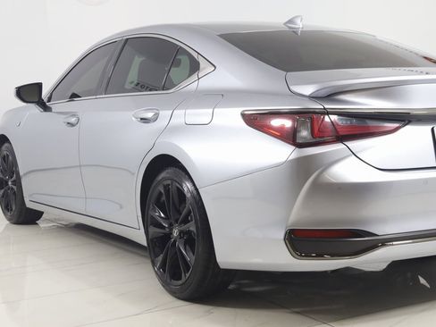 Used 2024 Lexus ES 300h F Sport image 26