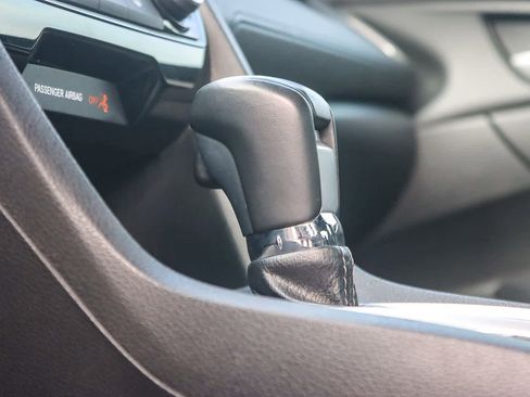 Used 2019 Honda Civic Sport image 19