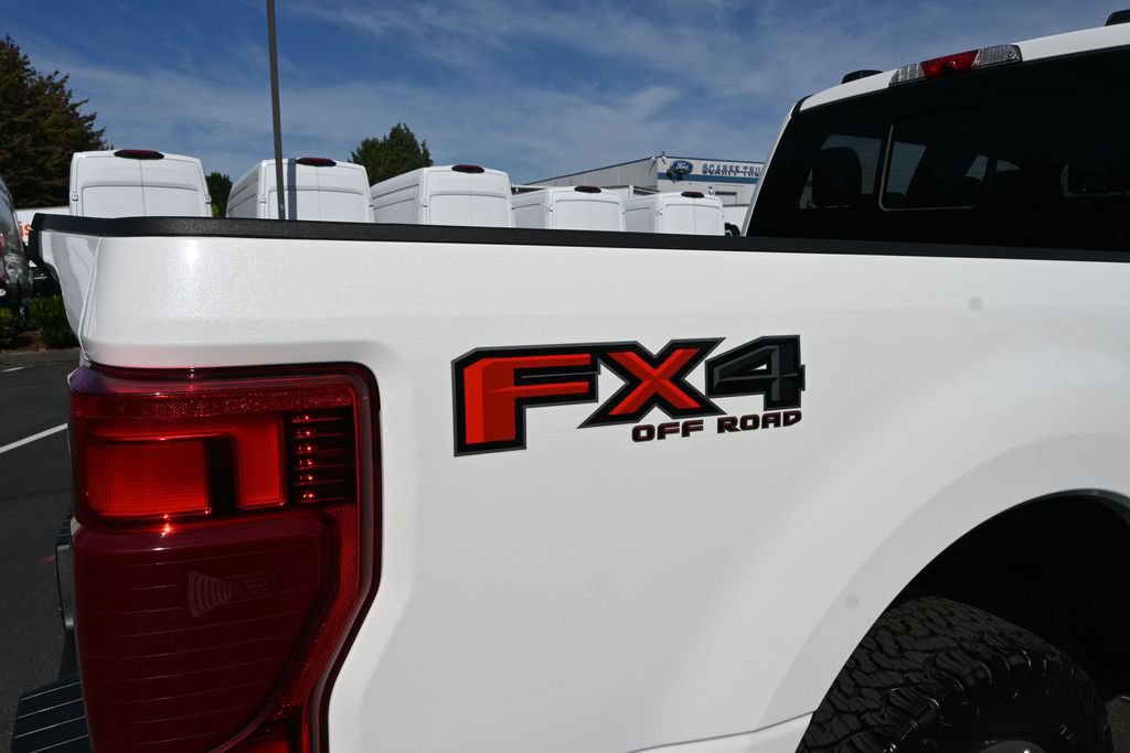 Used 2022 Ford F350 Limited w/ FX4 Off-Road Package AWD/4WD image 32