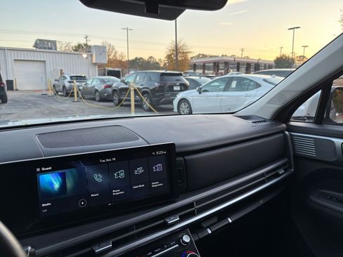 Used 2025 Hyundai Santa Fe SEL image 35