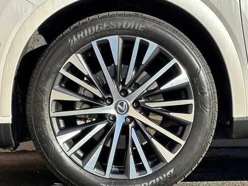 Certified 2024 Lexus RX 350 Premium Plus image 30