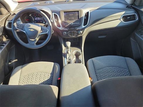 Used 2023 Chevrolet Equinox LT image 16