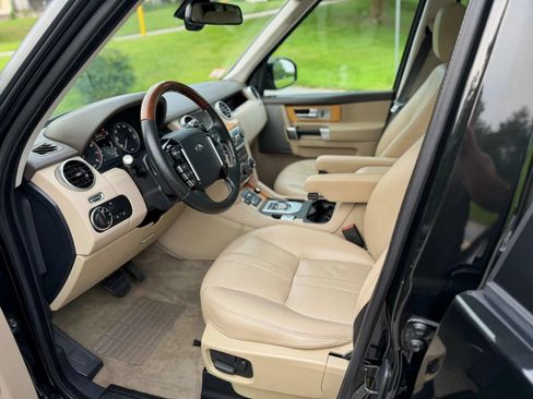 Used 2016 Land Rover LR4 HSE Silver Edition AWD/4WD image 54