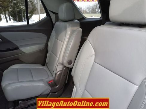 Used 2019 Chevrolet Traverse LT w/ LT Premium Package image 27