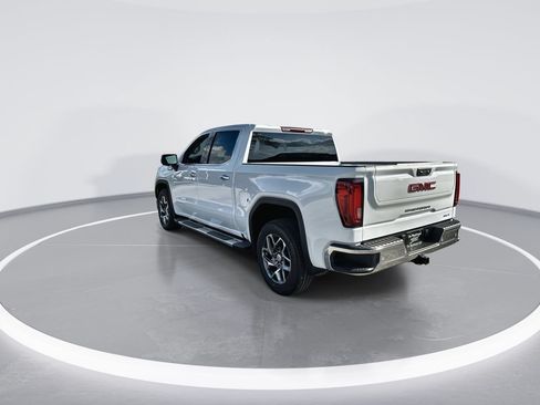 New 2026 GMC Sierra 1500 SLT RWD image 6