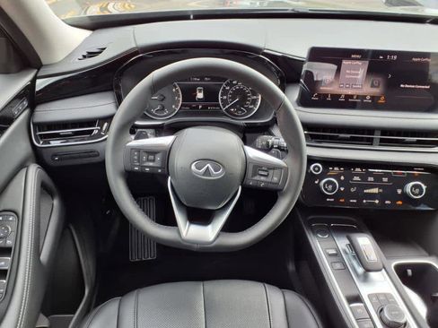 New 2025 INFINITI QX60 Pure image 4