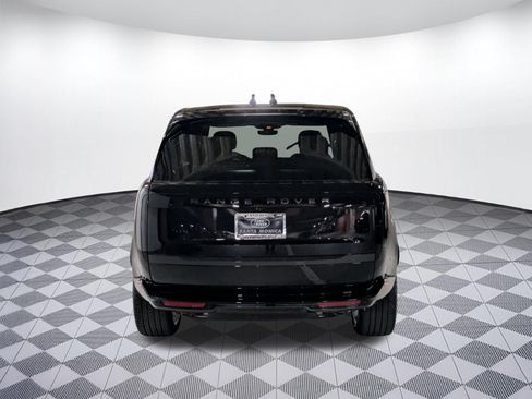 New 2026 Land Rover Range Rover Long Wheelbase SE AWD/4WD image 4