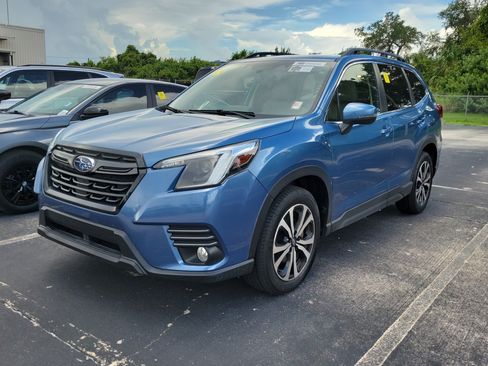 Used 2023 Subaru Forester Limited w/ Popular Package #2 AWD/4WD image 3