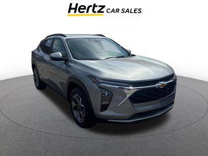 Used 2025 Chevrolet Trax LT