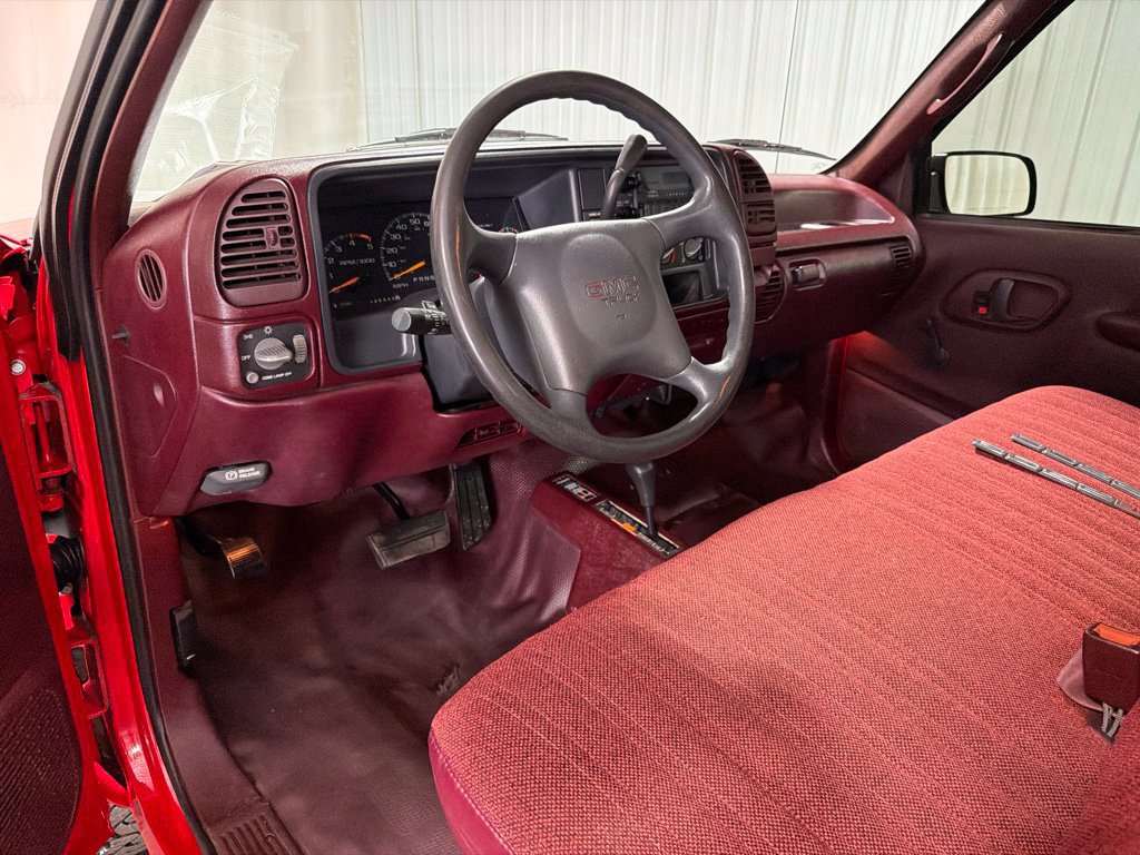 Used 1995 GMC Sierra 2500 4x4 Regular Cab image 3