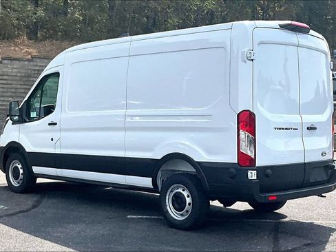 New 2026 Ford Transit 250 148 Medium Roof RWD image 3