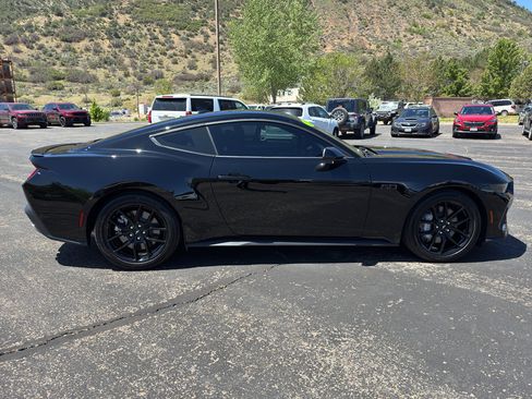 Used 2025 Ford Mustang GT w/ Mustang Nite Pony Package RWD image 8