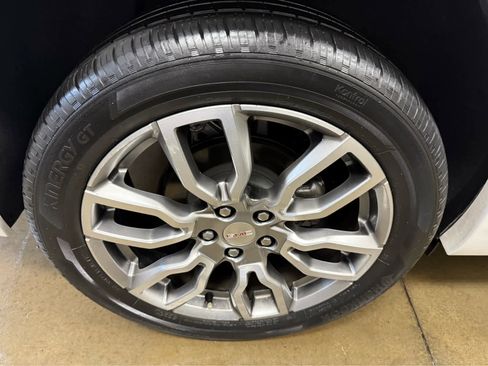 Used 2022 GMC Terrain Denali w/ Denali Premium Package image 36