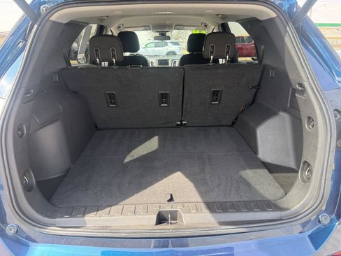 Used 2020 Chevrolet Equinox LT image 3