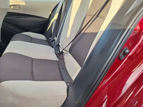 Used 2023 Toyota Corolla LE image 22