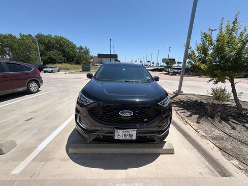 Used 2019 Ford Edge ST w/ Equipment Group 401A AWD/4WD image 13