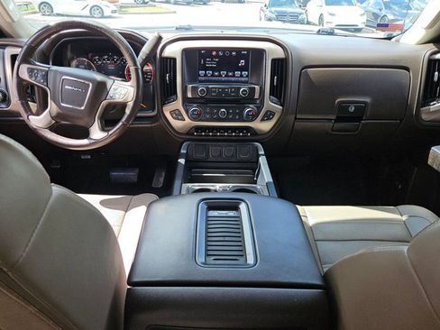 Used 2016 GMC Sierra 2500 Denali w/ Duramax Plus Package AWD/4WD image 15