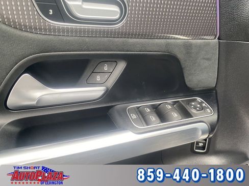 Used 2023 Mercedes-Benz EQB 300 4MATIC image 53