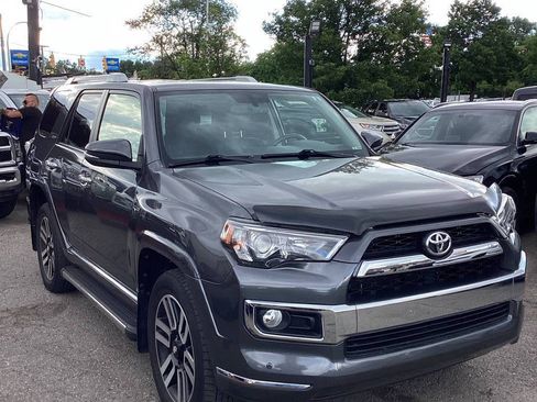 Used 2014 Toyota 4Runner Limited AWD/4WD image 3