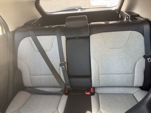 Used 2023 Kia Niro SX Touring FWD image 28