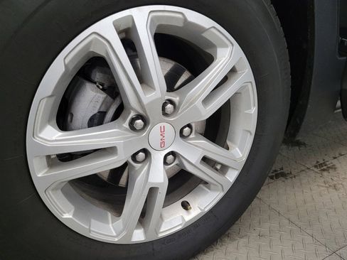 Used 2022 GMC Terrain SLE w/ Driver Convenience Package image 31