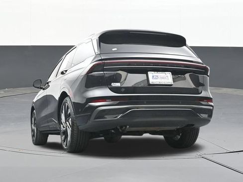 Used 2024 Lincoln Nautilus Reserve w/ Equipment Group 202A AWD/4WD image 50