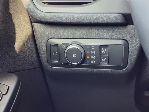 Used 2021 Ford Escape Titanium w/ Class II Trailer Tow Package image 19