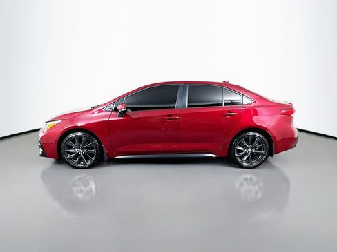 Used 2025 Toyota Corolla SE FWD image 2