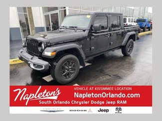 Used 2022 Jeep Gladiator Sport video 1