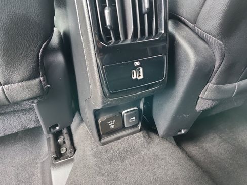 Used 2022 Jeep Compass Latitude w/ Sun and Sound Group AWD/4WD image 15