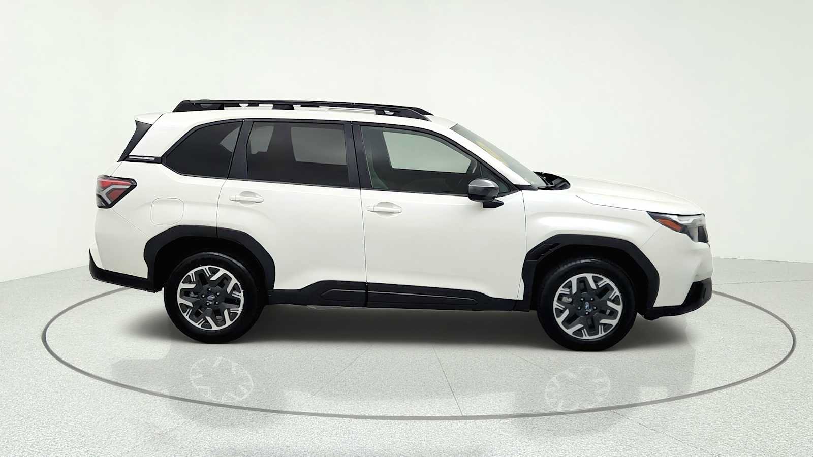 Certified 2025 Subaru Forester Premium AWD/4WD image 10