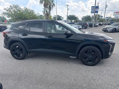 Used 2025 Chevrolet Trax ACTIV w/ Driver Confidence Package FWD image 4
