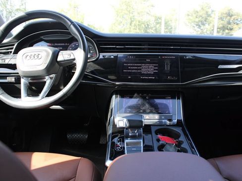 Used 2022 Audi Q7 3.0T Premium Plus AWD/4WD image 9
