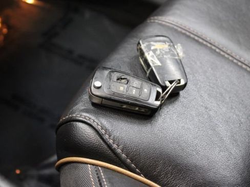 Used 2018 Chevrolet Impala Premier FWD image 16