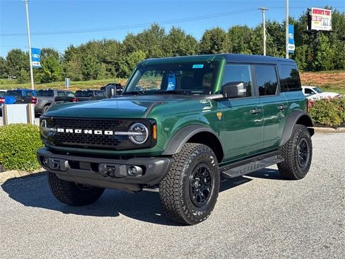 New 2025 Ford Bronco Badlands image 7