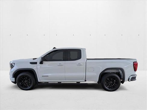 Used 2023 GMC Sierra 1500 Elevation image 10