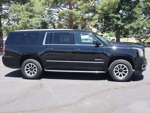 Used 2016 GMC Yukon XL Denali w/ Open Road Package AWD/4WD image 3
