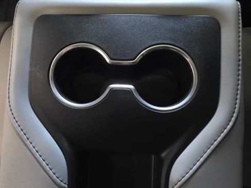 Used 2023 Acura MDX SH-AWD w/ Advance Package image 36